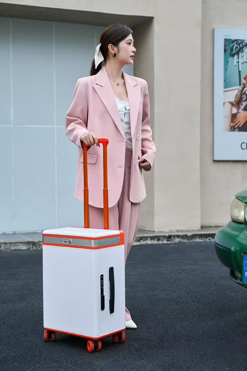 新款大容量化妆镜行李箱，20英寸旋转轮旅行拉杆箱，多功能TSA登机密码盒